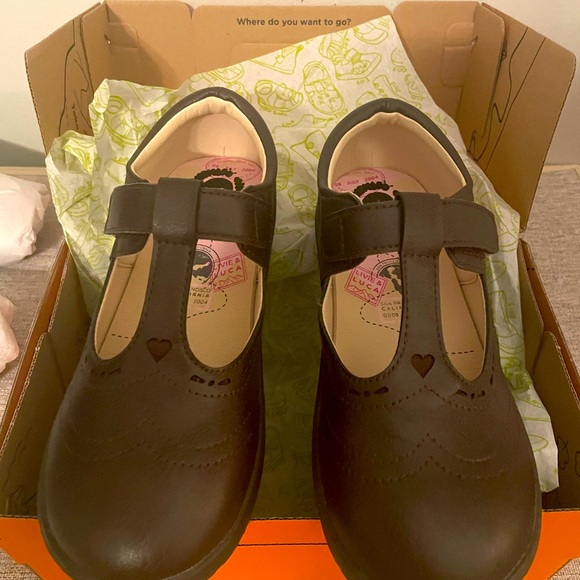 Livie & Luca AMICA TStrap Mary Jane girl shoes size 2. New in box. Authentic. - Picture 1 of 5